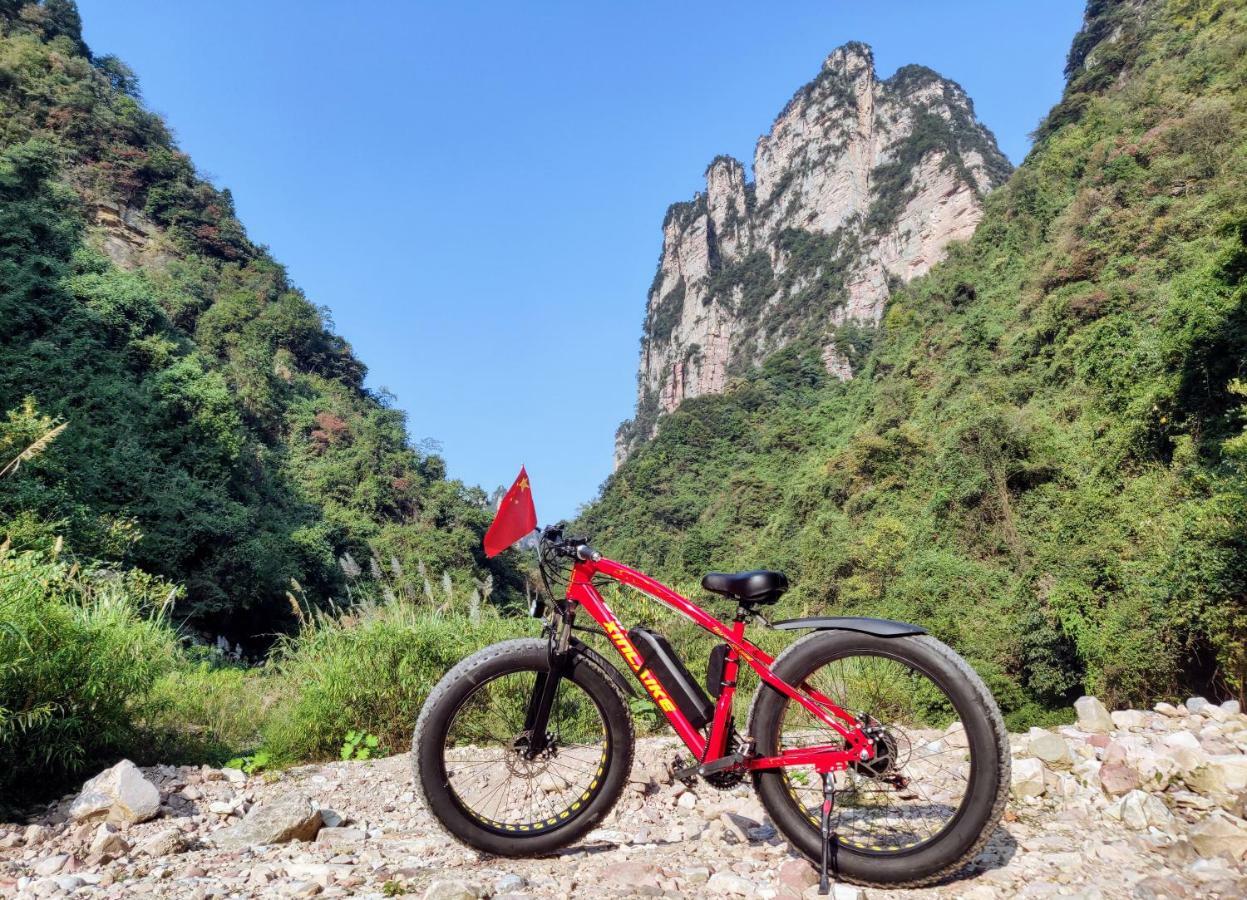 Whispering Mountains Boutique Hotel Zhangjiajie Exterior photo